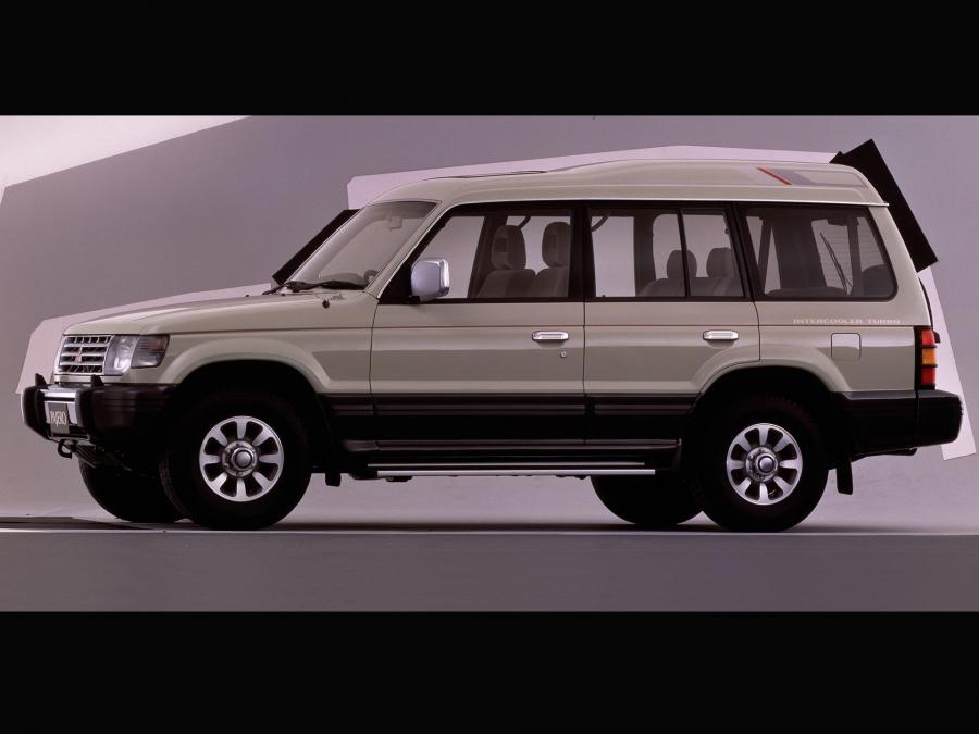 Mitsubishi Pajero Kickup Roof XP II '1991